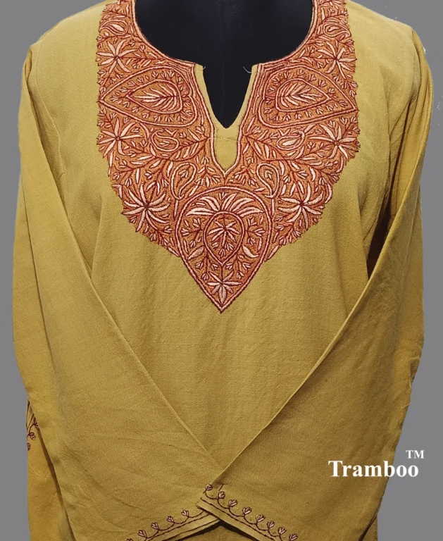 Handwoven Sozni Hand Embroidered Kashmiri Merino Wool Pheran 39 main image 0